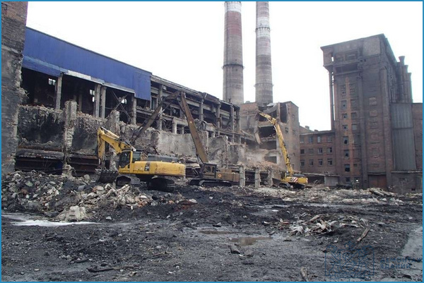 Услуги по демонтажу промышленных зданий